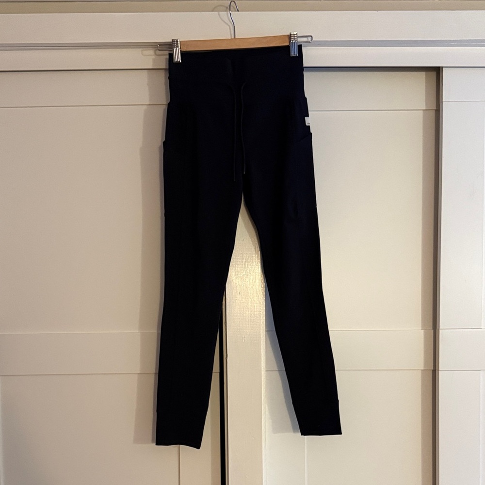 Vuori Midnight Black Leggings
